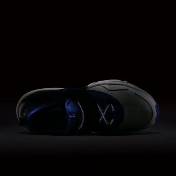 Nike AIR HUARACHE DRIFT PREMIUM Men's Shoe - Picture 8 of 8